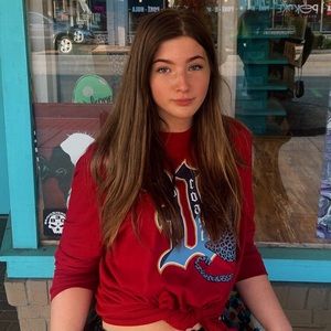 Meet your Posher, Katelyn